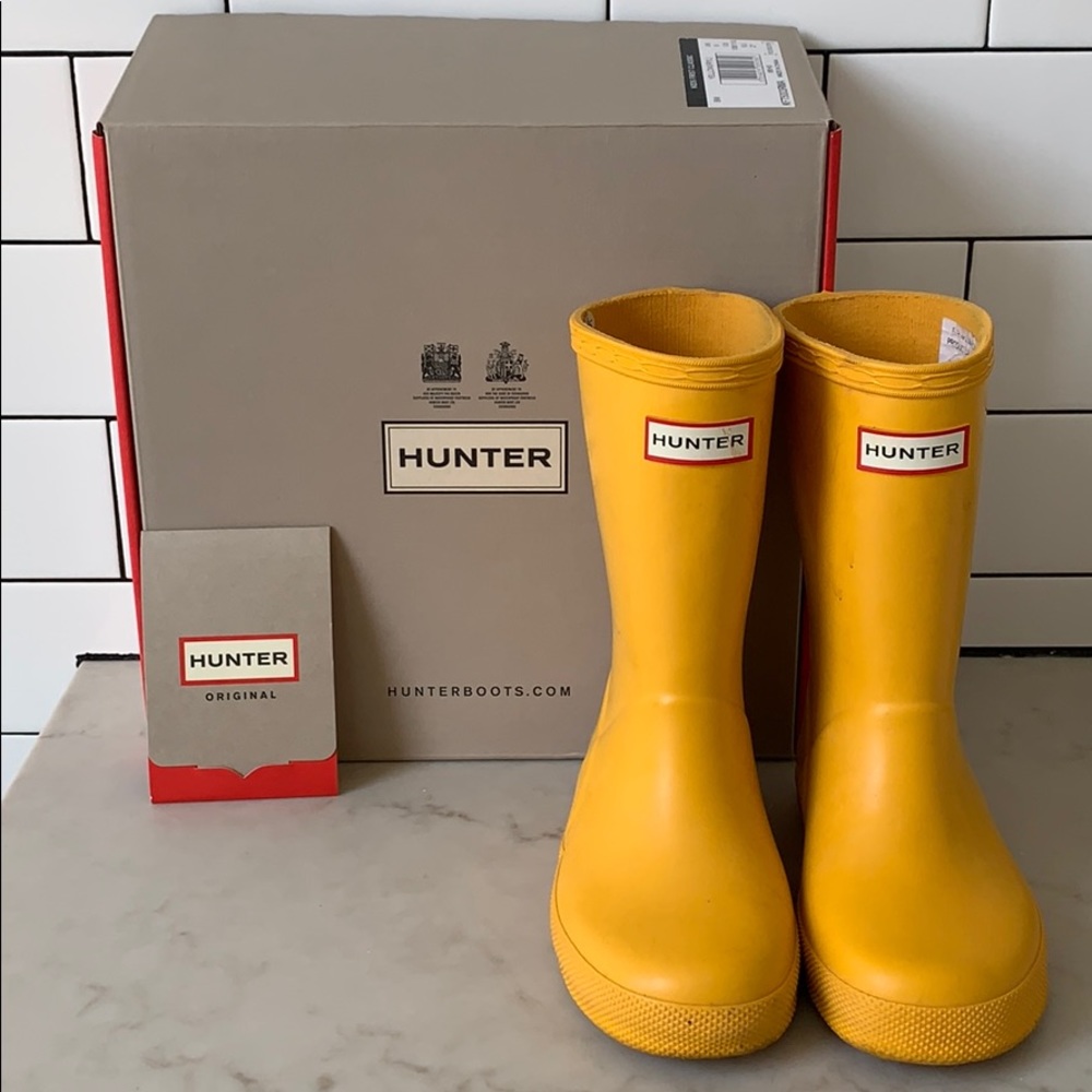 Hunter Classic rain boots